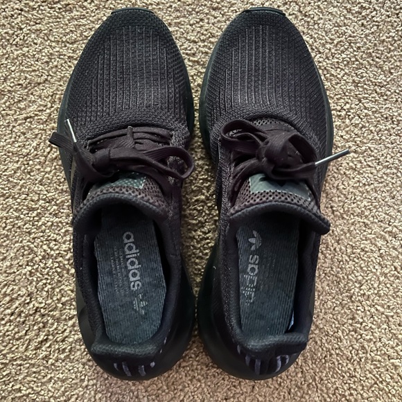 Adidas Swift Run - Picture 5 of 6